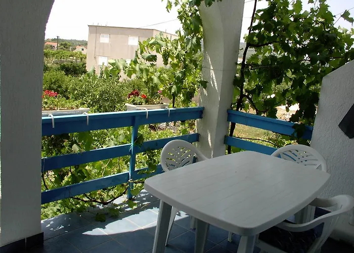 Pansion Ivan 4* Sucuraj