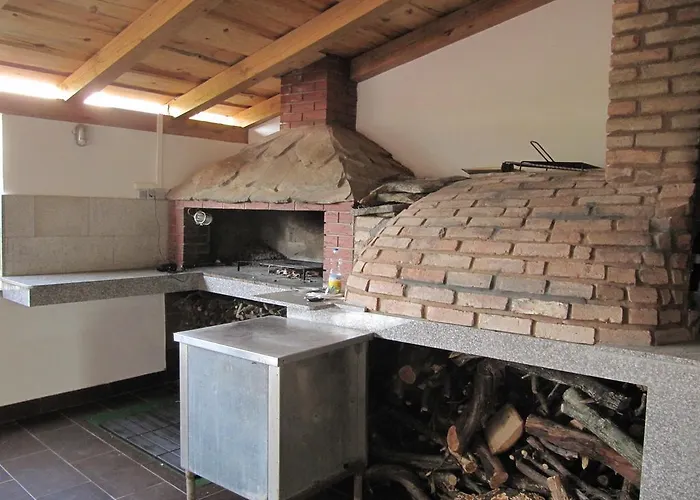 Pansion Ivan Guest house Sucuraj