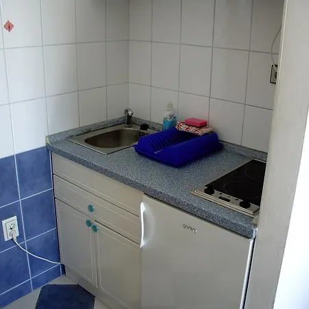 Pansion Ivan 4* Sućuraj